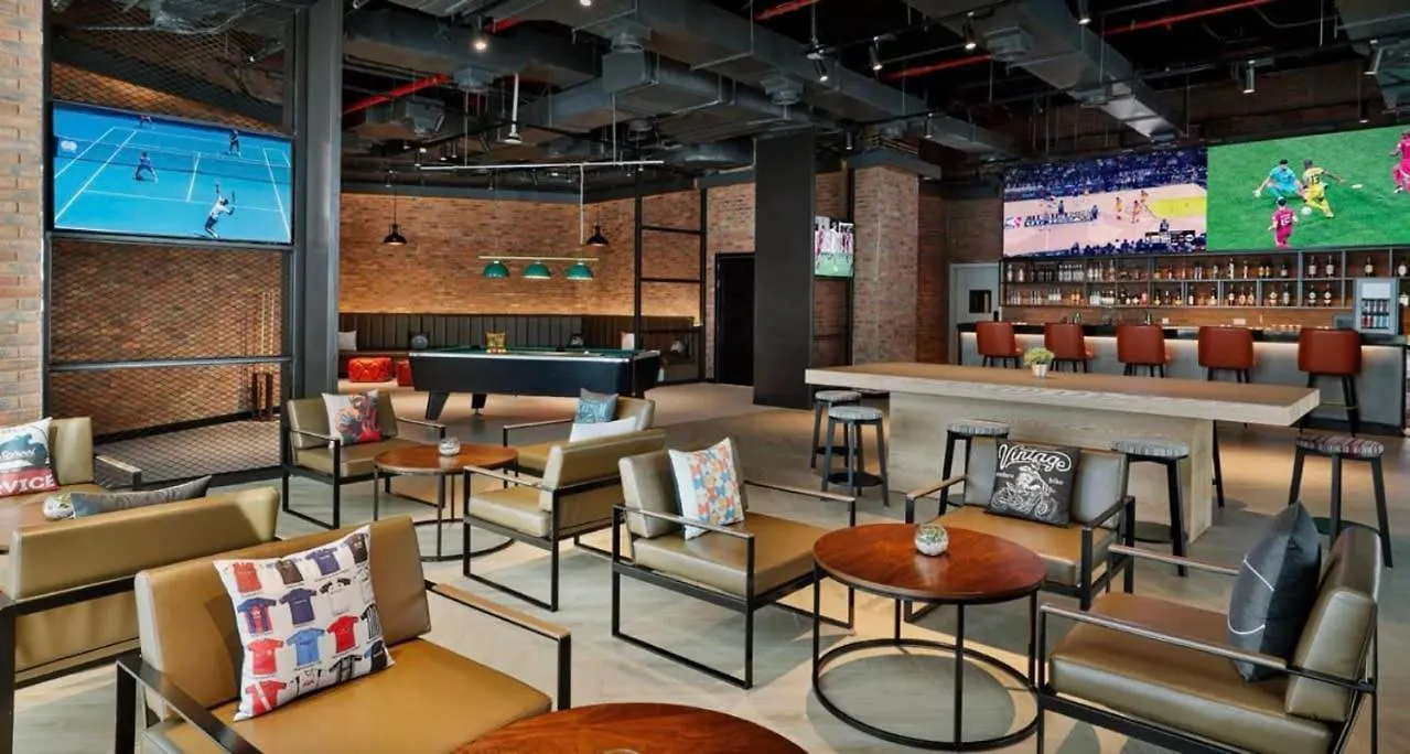 Hospitality Expert 7 Palm Studio - Beach Pool Bar Dubai United Arab Emirates